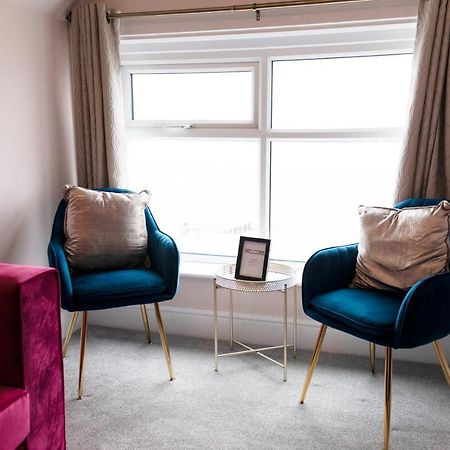 Charles Alexander Short Stay - Highcliffe Apartments كليفليز المظهر الخارجي الصورة