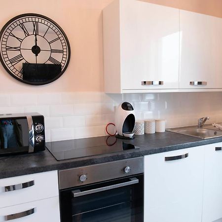 Charles Alexander Short Stay - Highcliffe Apartments كليفليز المظهر الخارجي الصورة