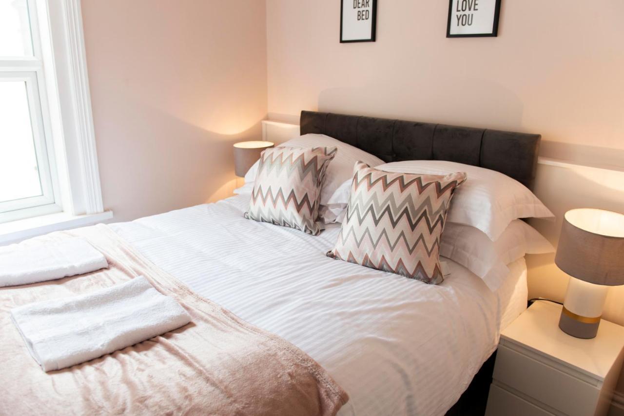 Charles Alexander Short Stay - Highcliffe Apartments كليفليز المظهر الخارجي الصورة