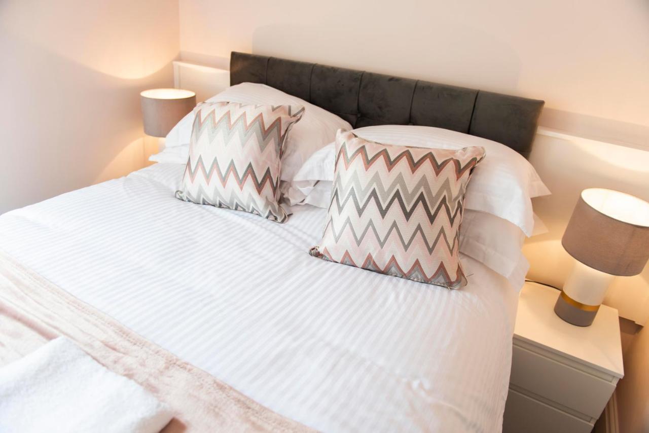 Charles Alexander Short Stay - Highcliffe Apartments كليفليز المظهر الخارجي الصورة