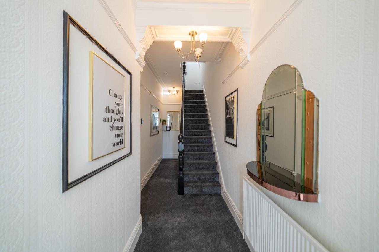 Charles Alexander Short Stay - Highcliffe Apartments كليفليز المظهر الخارجي الصورة