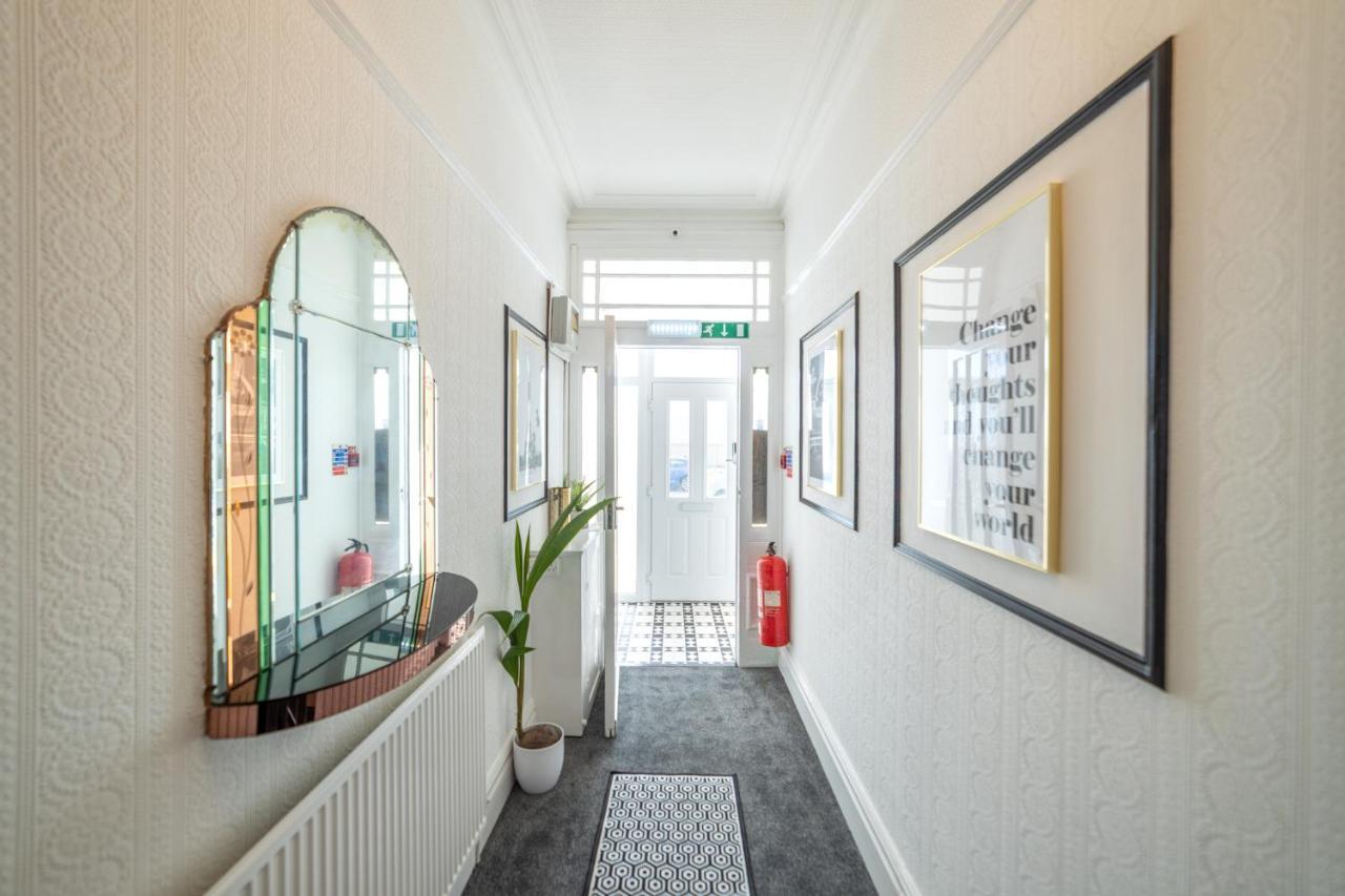 Charles Alexander Short Stay - Highcliffe Apartments كليفليز المظهر الخارجي الصورة