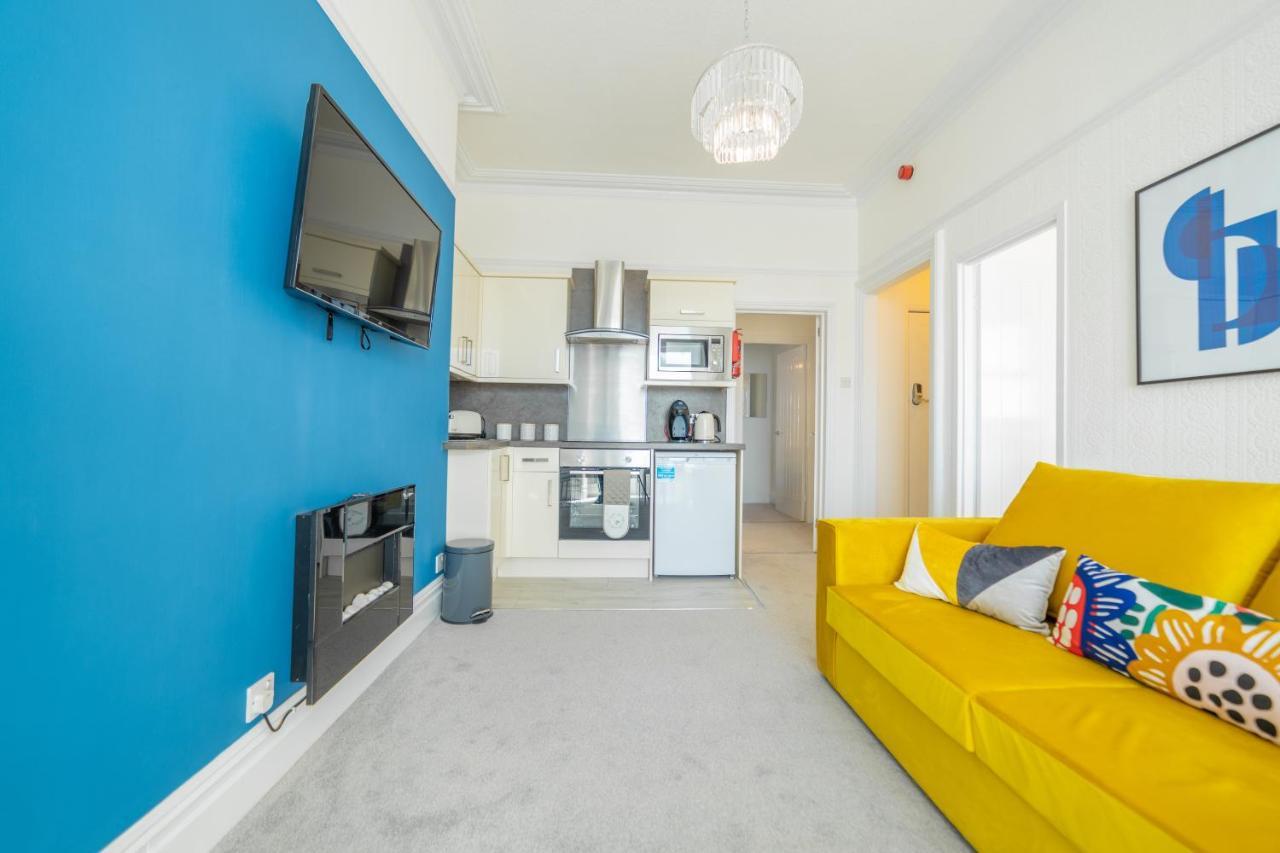 Charles Alexander Short Stay - Highcliffe Apartments كليفليز المظهر الخارجي الصورة
