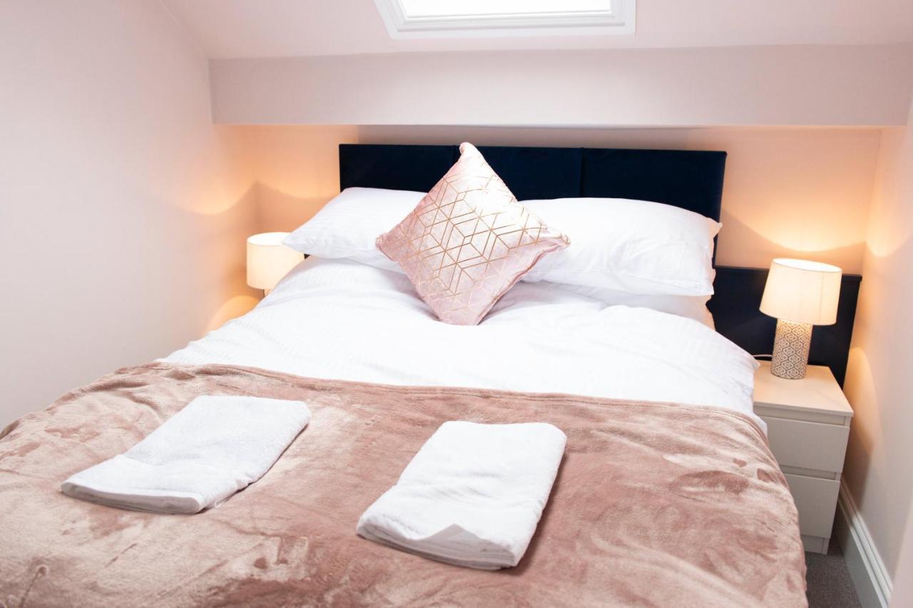 Charles Alexander Short Stay - Highcliffe Apartments كليفليز المظهر الخارجي الصورة