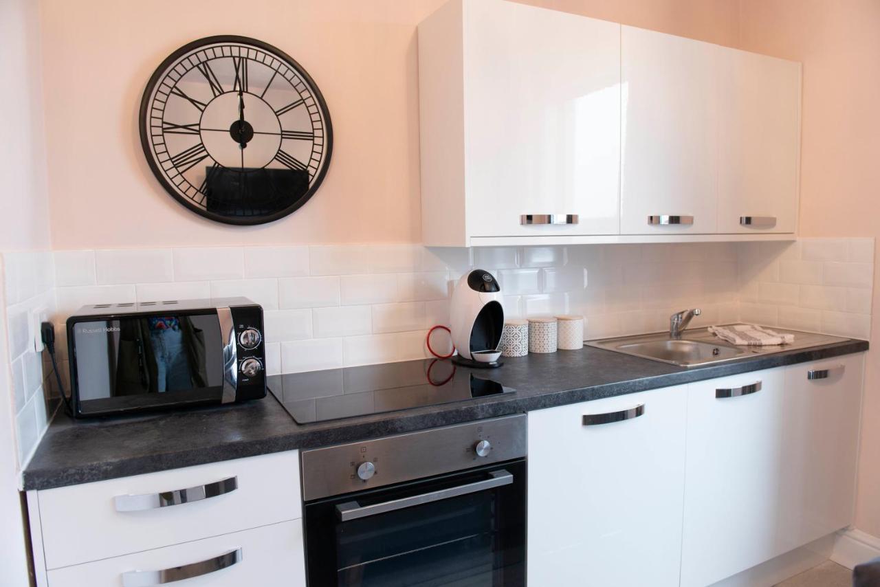 Charles Alexander Short Stay - Highcliffe Apartments كليفليز المظهر الخارجي الصورة