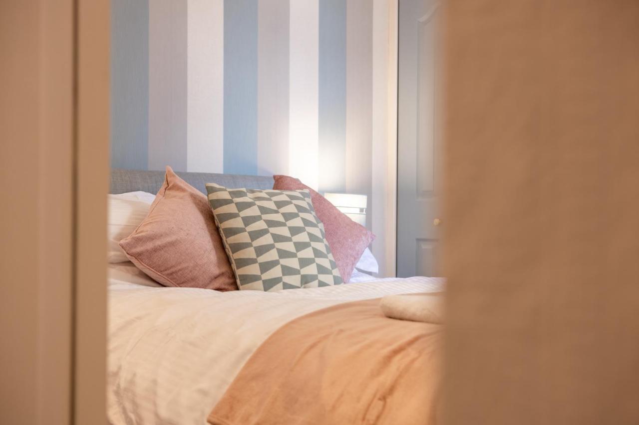 Charles Alexander Short Stay - Highcliffe Apartments كليفليز المظهر الخارجي الصورة